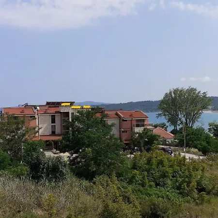 Rezort Ancient Well *