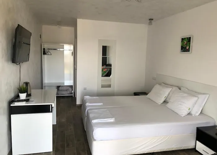 Ancient Well Resort *