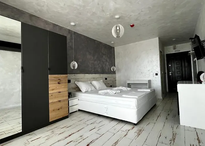 Resort Ancient Well *