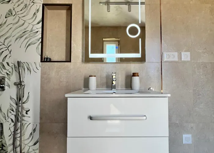 Ancient Well Resort *